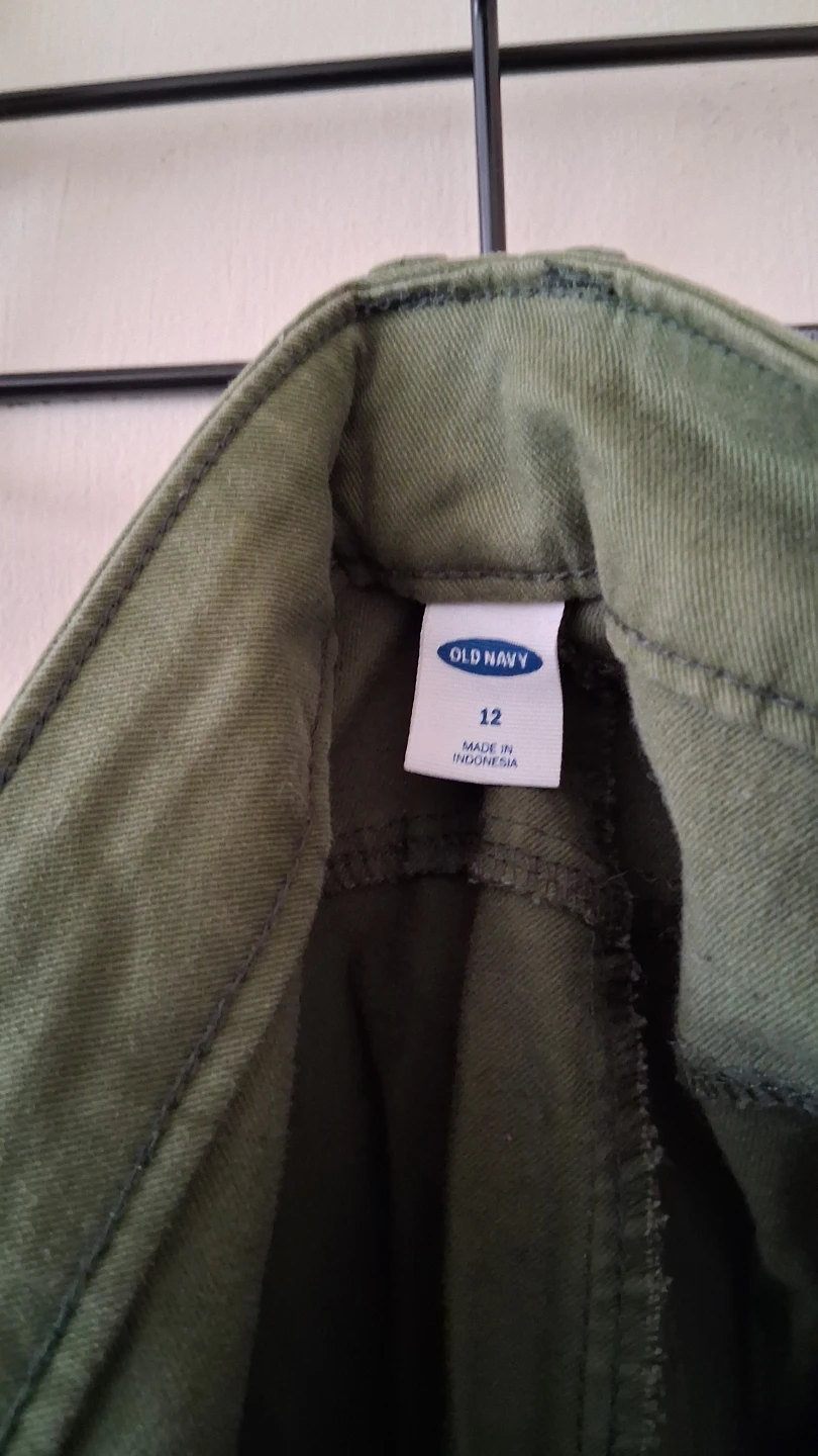 Old Navy Green Cargo Pants Size 12