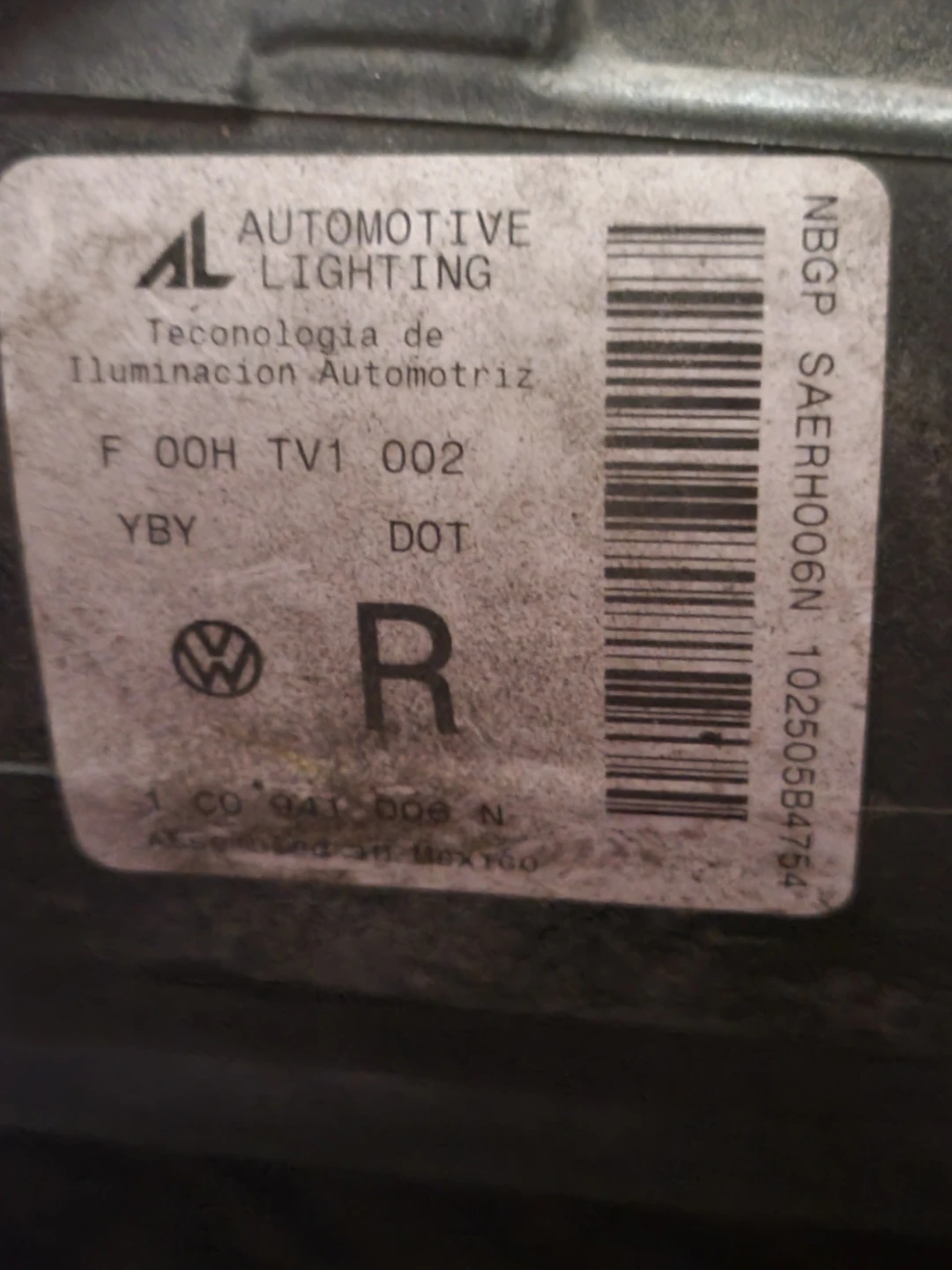Volkswagen Beetle Headlights Left & Right - photo 2
