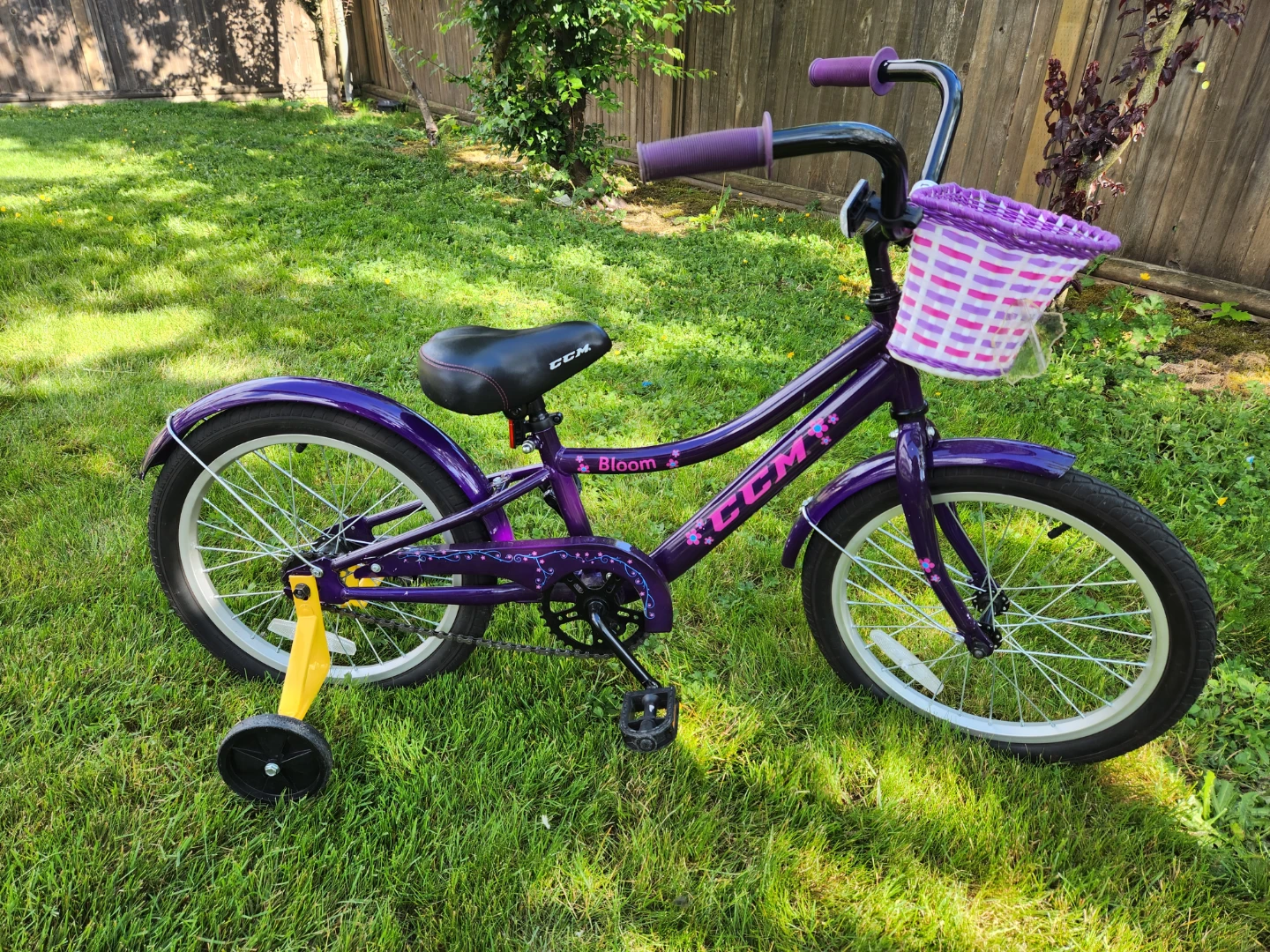 CCM Bloom Purple Kids Bike with Training Wheels