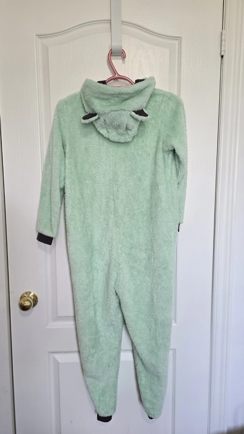 NEW Kids fleece sherpa Fuzzy Onesie - Size 8-10Y - photo 2