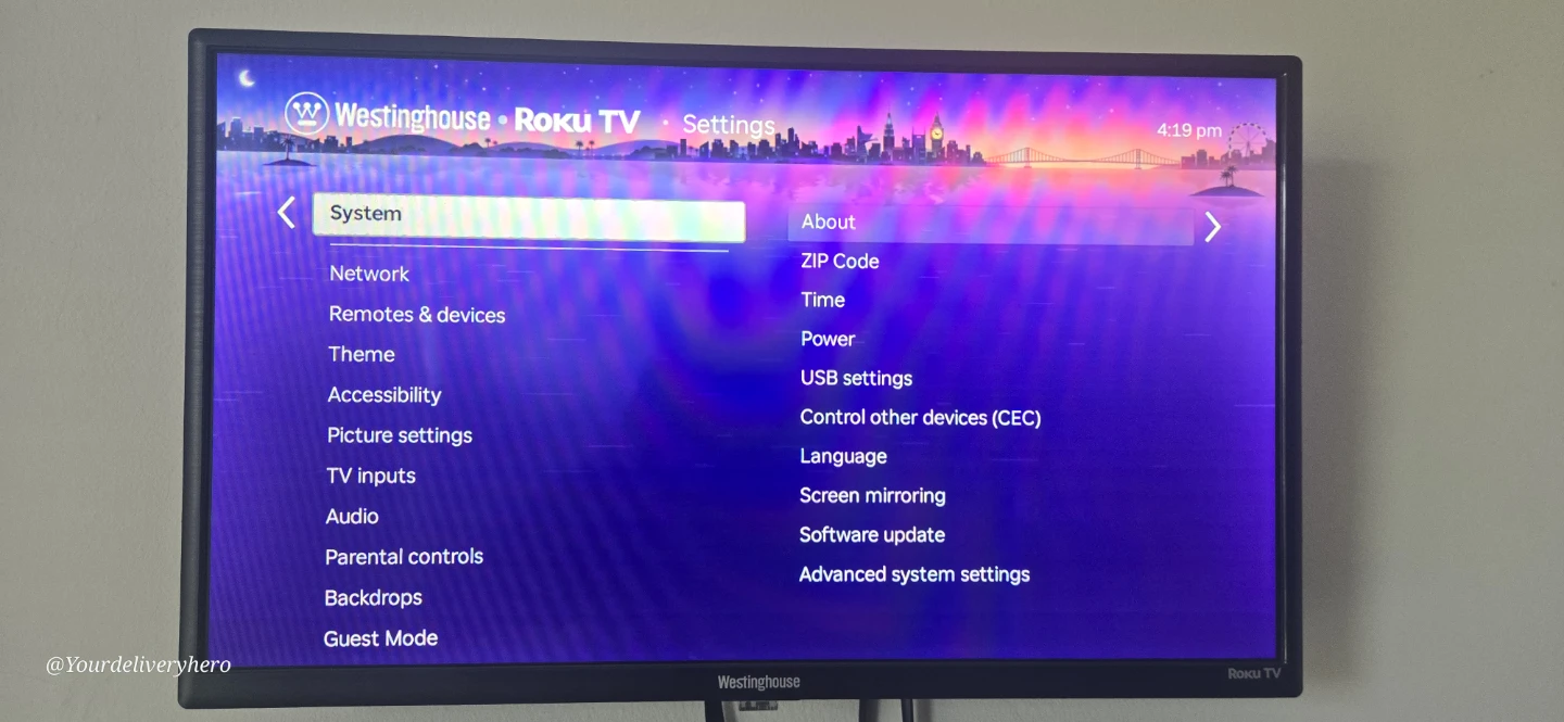 Westinghouse Roku TV 24"