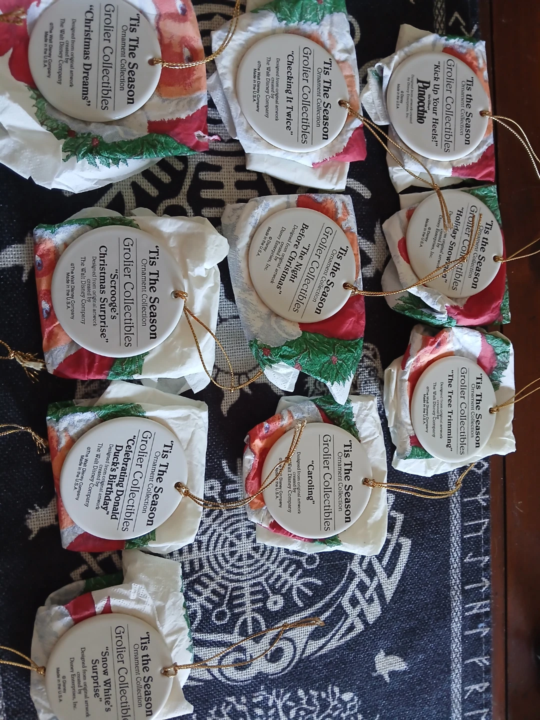 Disney 'Tis The Season Grolier Collectibles Christmas Ornaments - photo 5