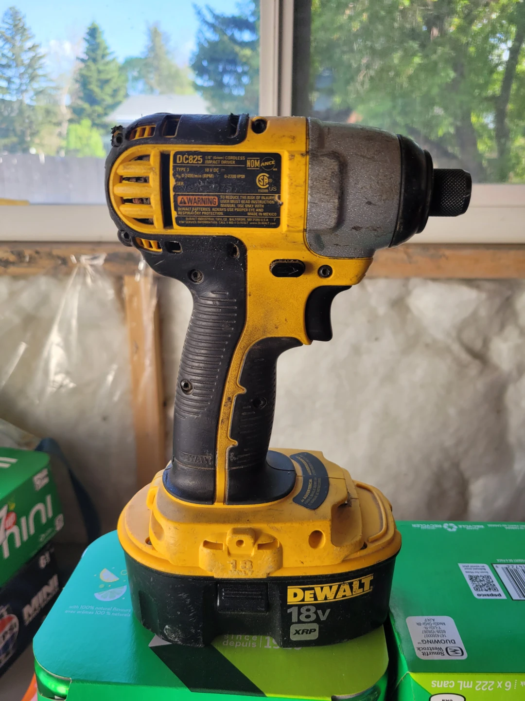 DeWalt DC825 1/4" Cordless Impact Driver