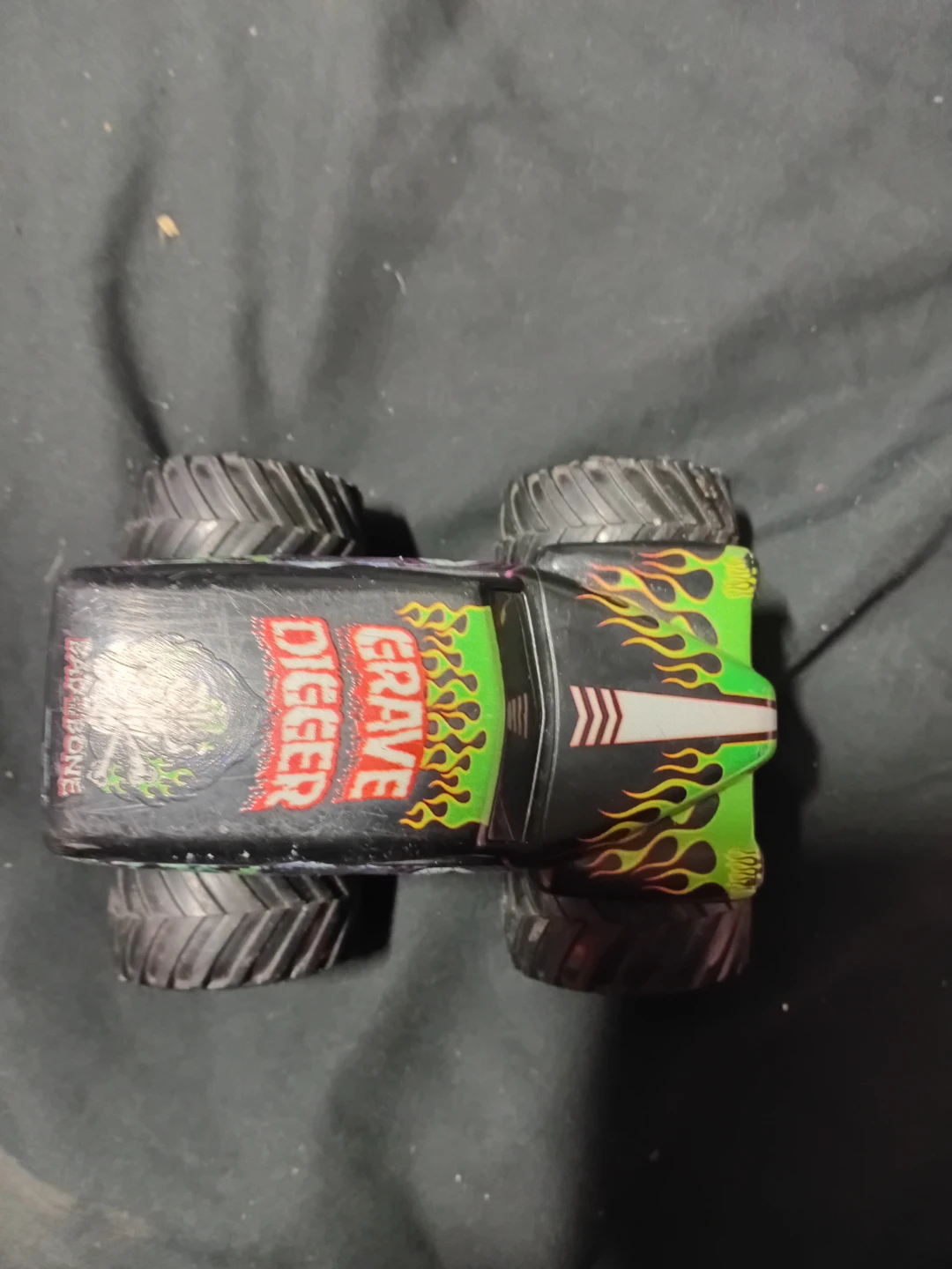 Monster Jam Grave Digger Toy Truck - photo 2