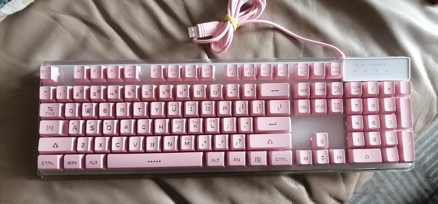 MageGee K1 Wired USB Keyboard - Pink