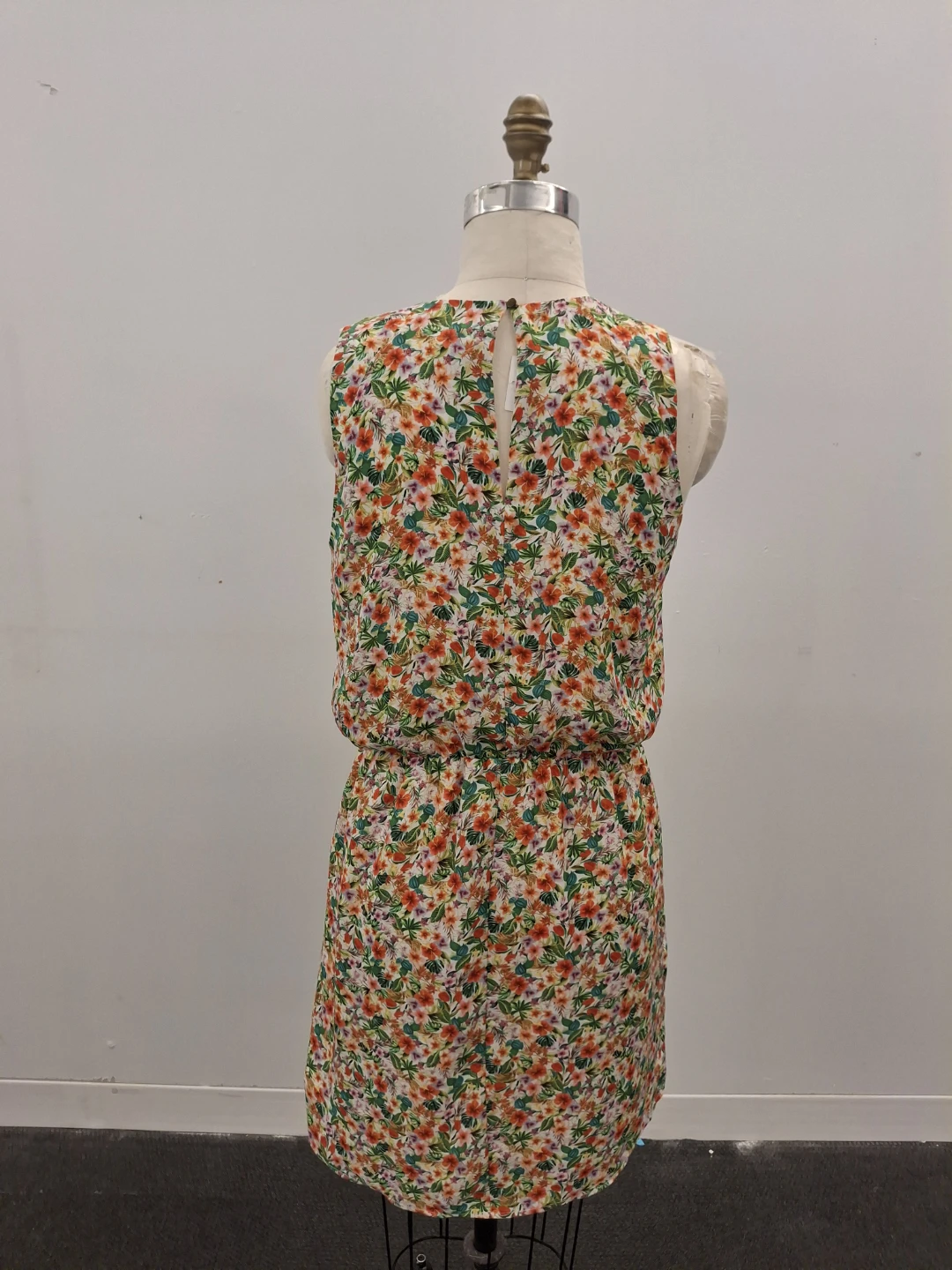NEW H&M floral dress - size 10 - photo 3