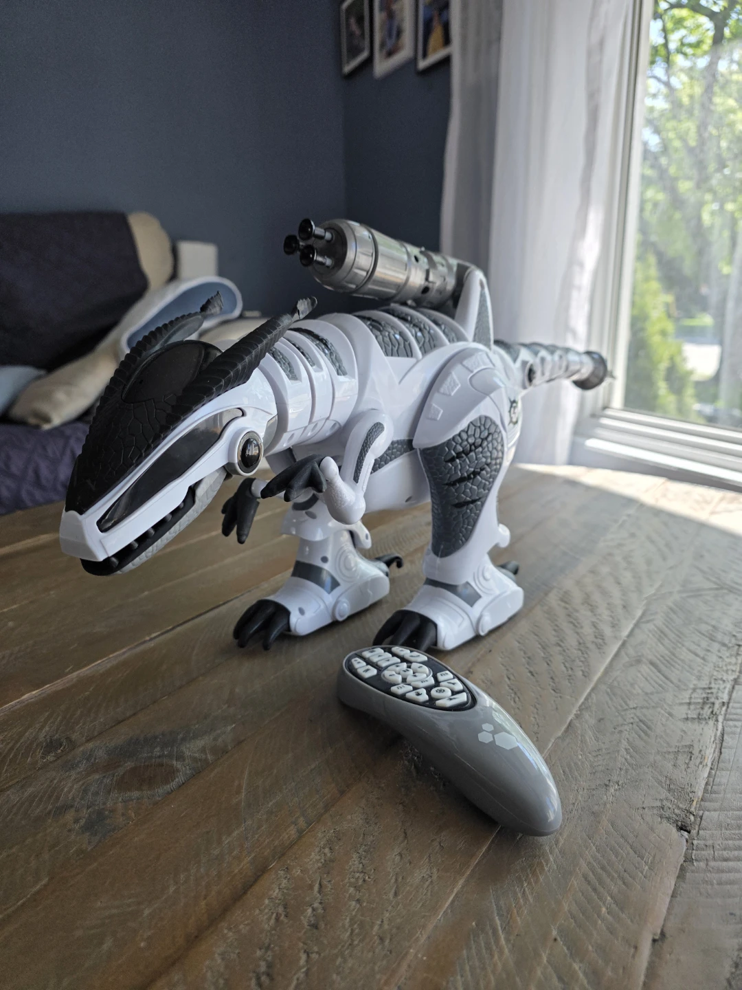 Remote Control Dinosaur Toy - photo 3