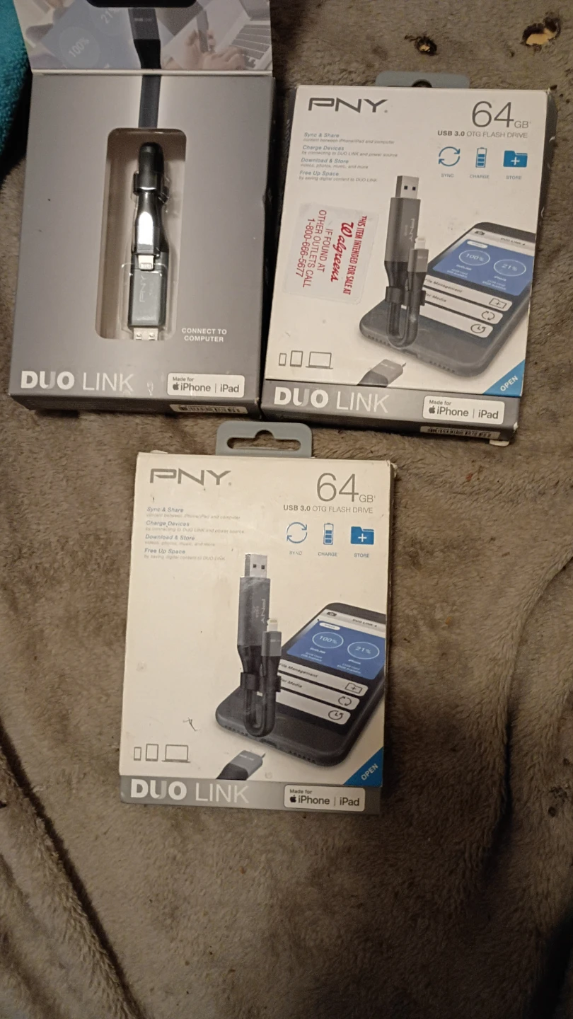 PNY DUO LINK 64GB USB 3.0 OTG Flash Drive for iPhone/iPad