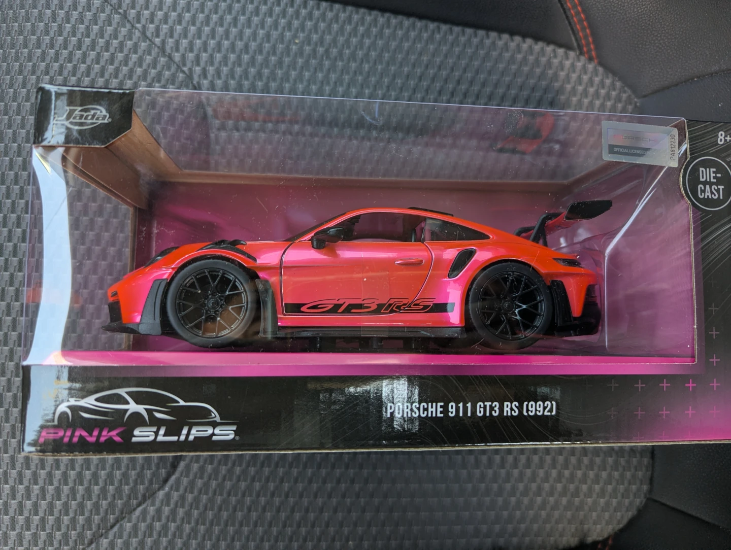 Jada Pink Slips Porsche 911 GT3 RS (992) Die-Cast Toy Car