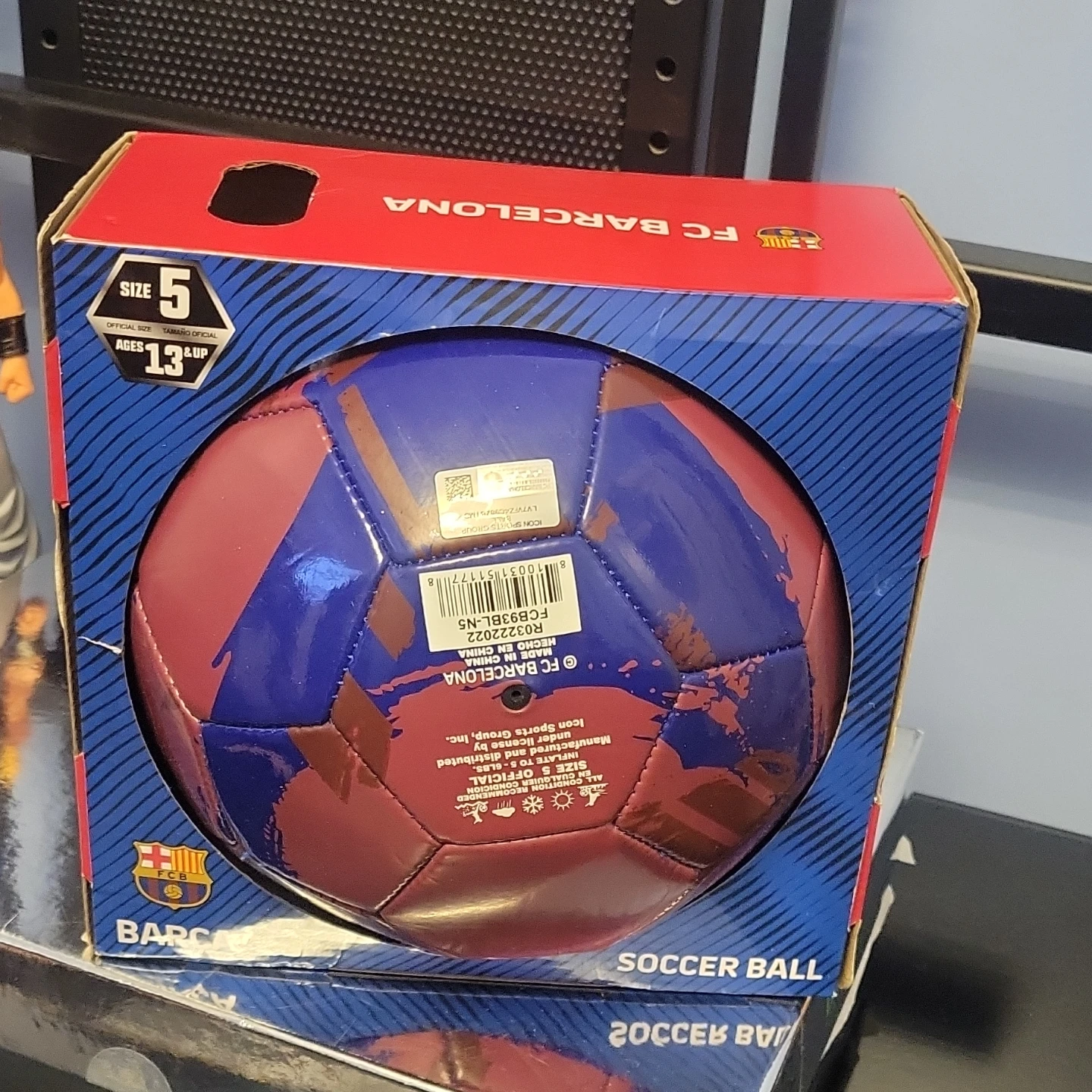 FC Barcelona Soccer Ball - Size 5 - photo 3