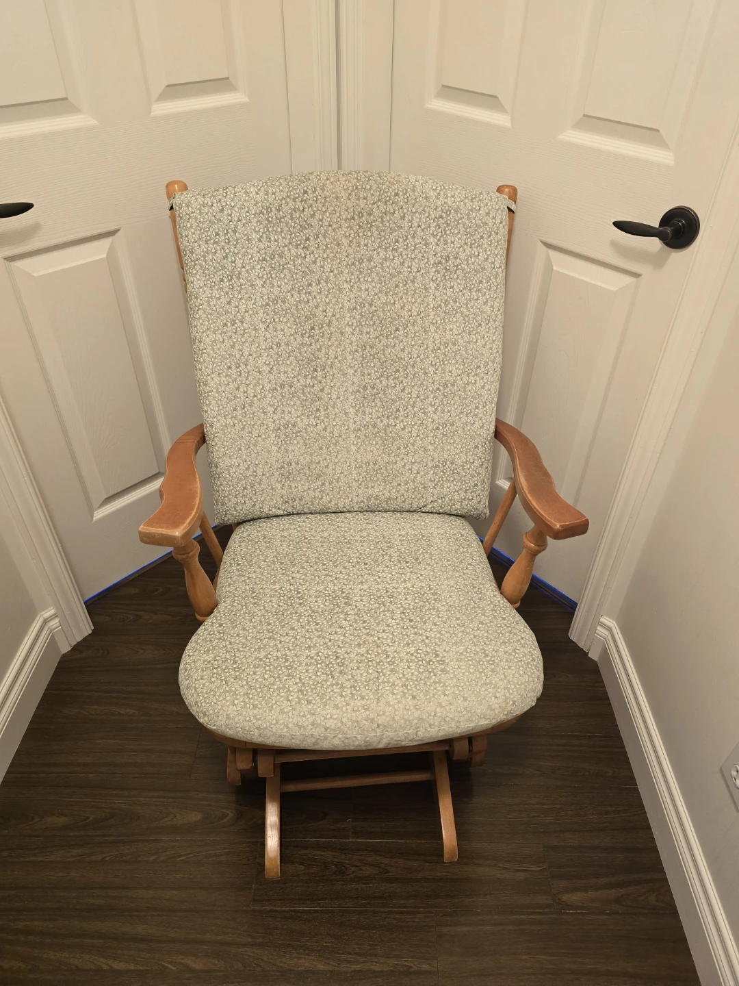 Glider Rocker Chair and Ottoman Set - photo 2