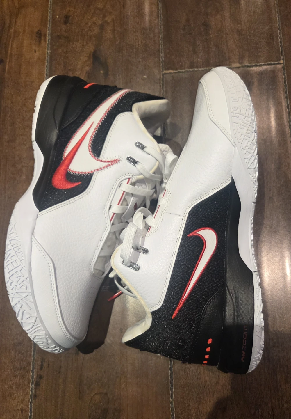 Lebron NXXT Gen AMPD size 11.5