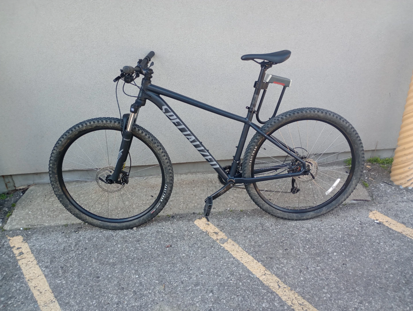 Specialized Rockhopper Mountain Bike