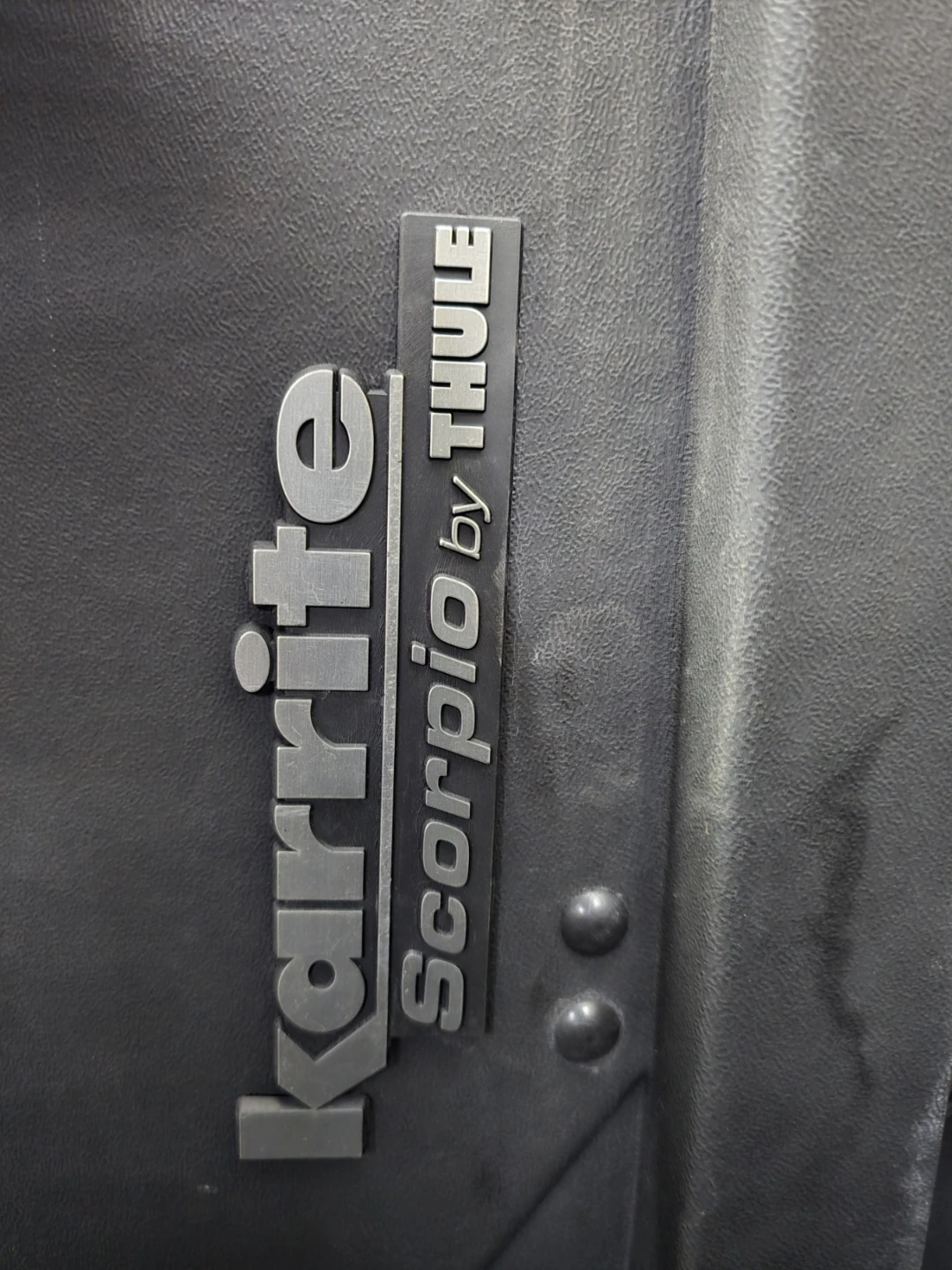 Thule Roof Rack Bars& Karrite Scorpio Cargo box Combo - photo 3