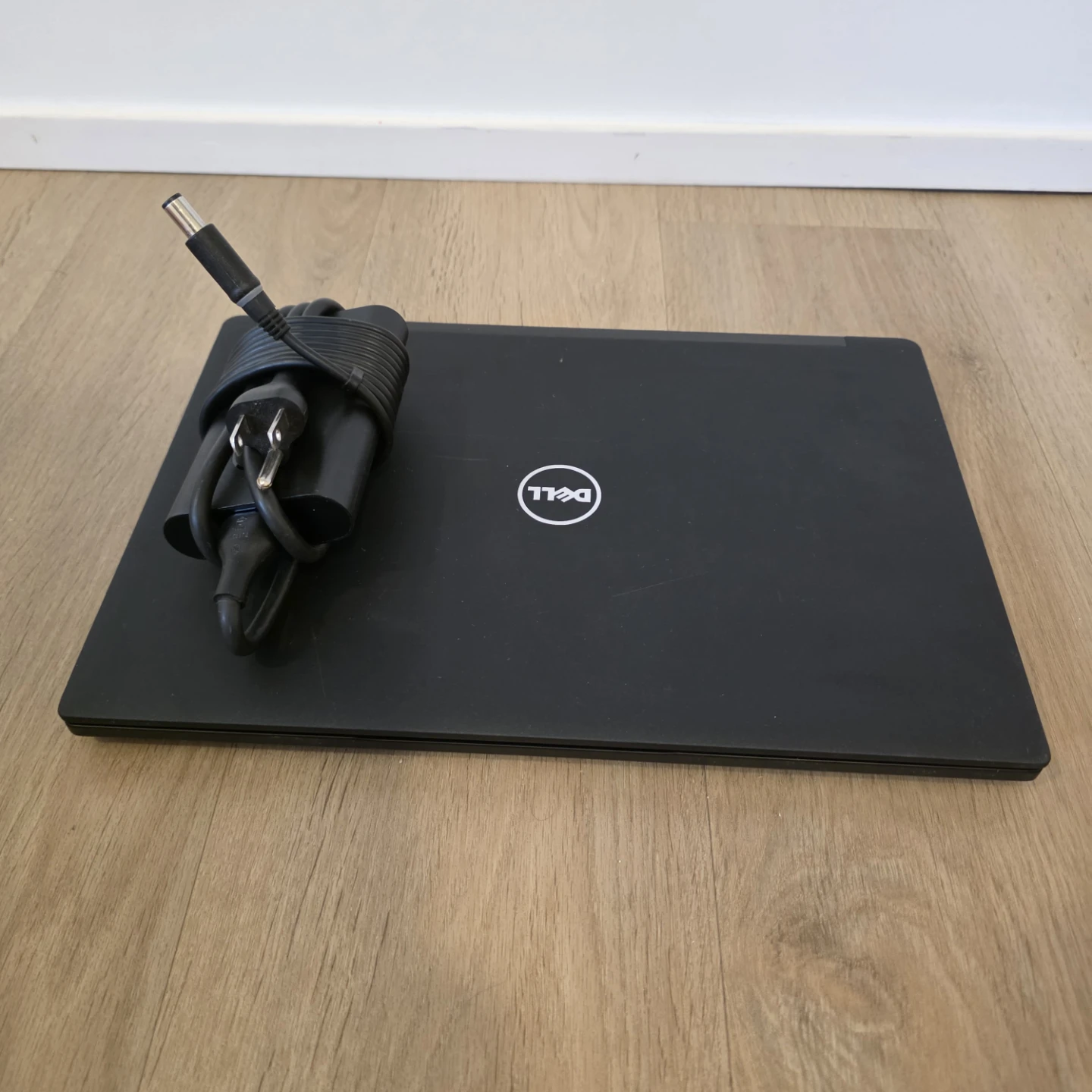 Dell Latitude 7280 Laptop with Charger - photo 5
