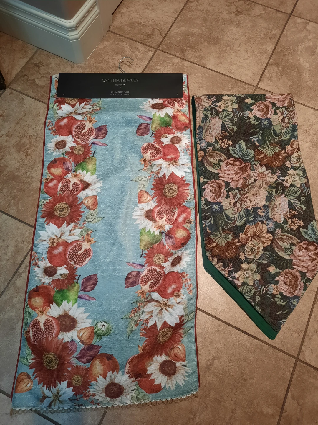Table runners