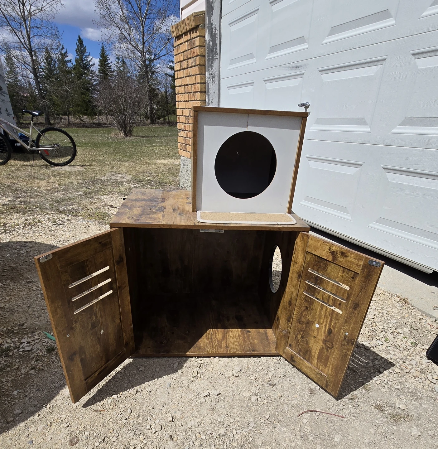 Wooden Cat Litter Box Enclosure with Top Perch - photo 2