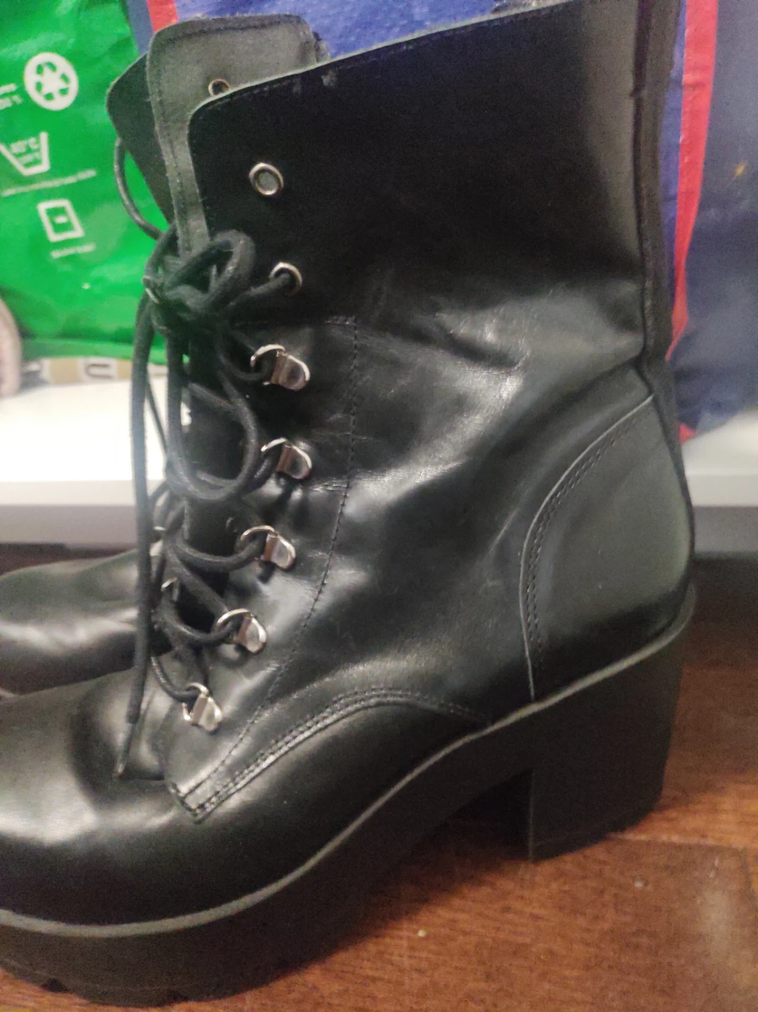Black Lace-up Combat Boots - photo 2