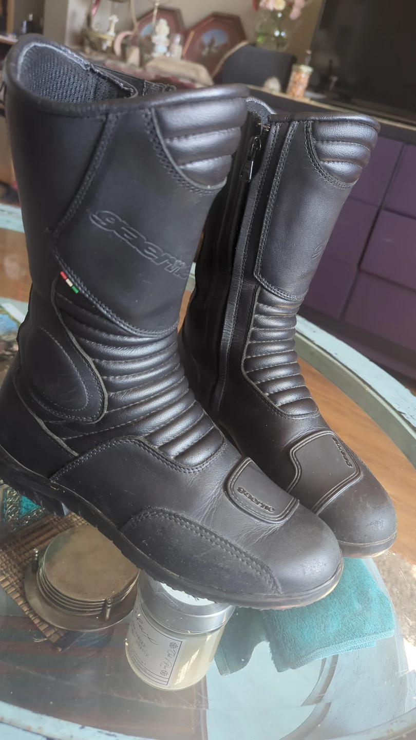 Gaerne - Ladies SZ 9  Leather Bike Boots