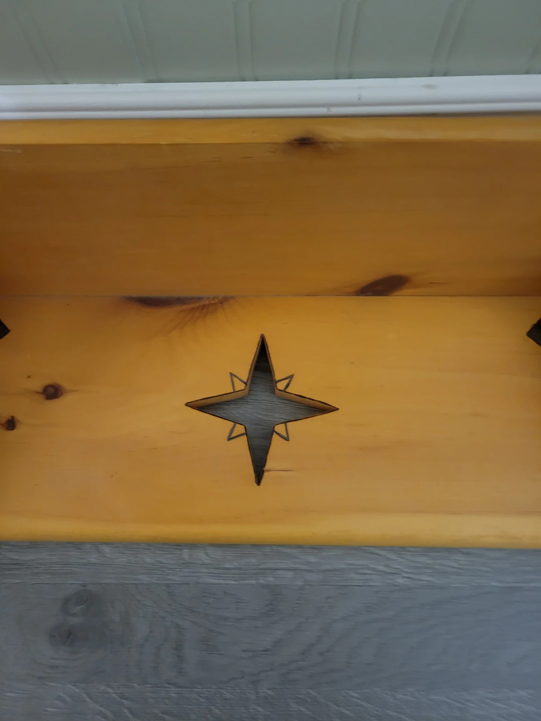 Celestrial Sun Cutouts Pine Wood Wall Shelf - photo 3