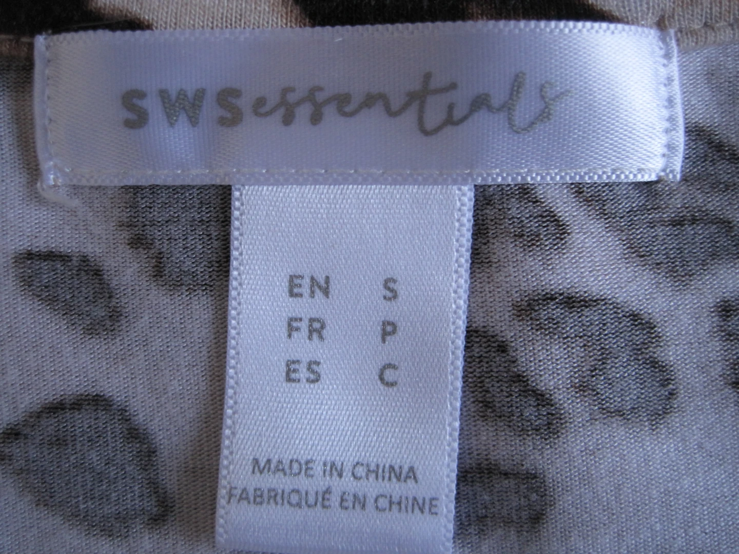 2 Ladies Summer Tops. Both small. Both $8. - photo 3