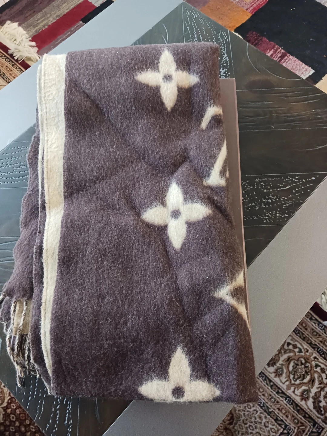 Louis Vuitton Monogram Scarf - photo 4