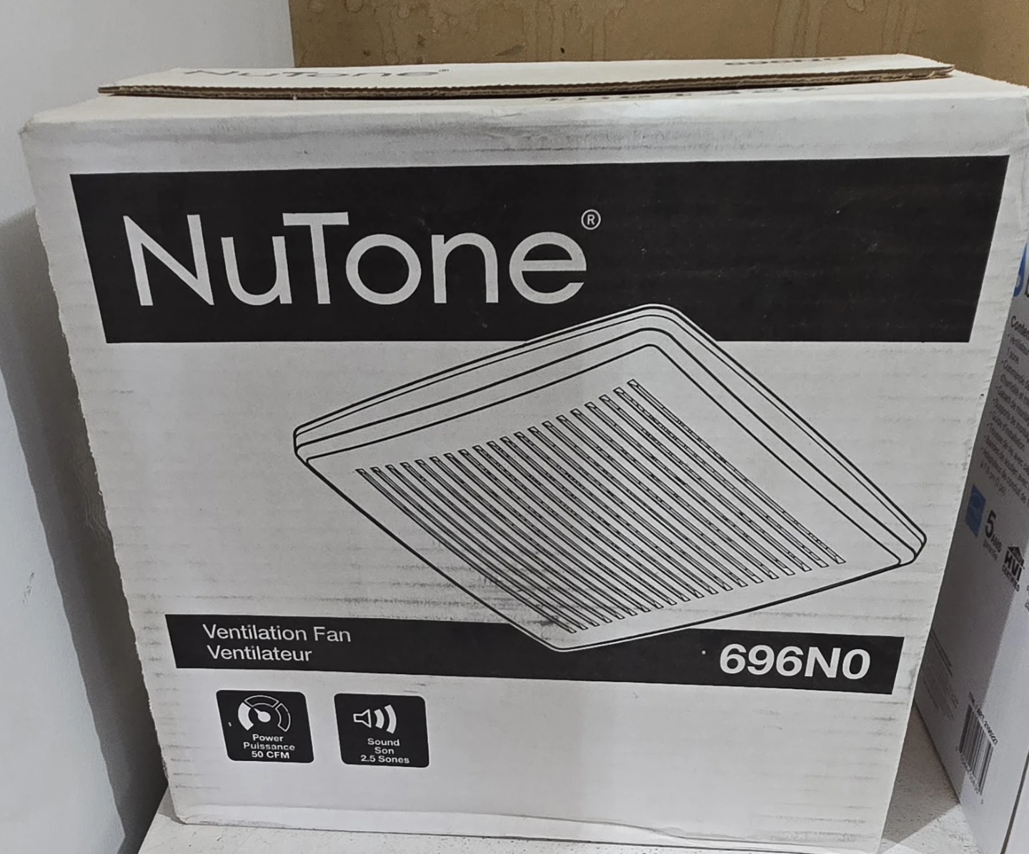 NuTone 696NO Ventilation Fan