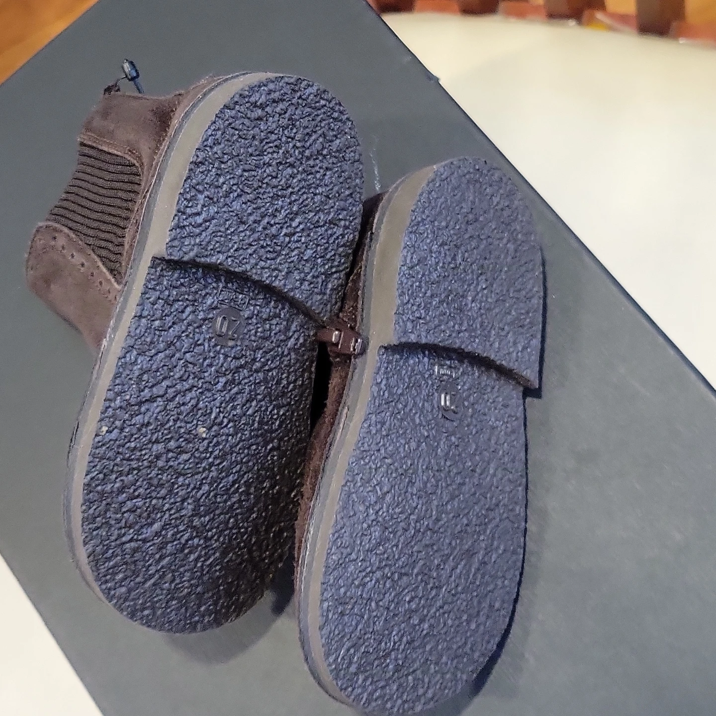 DOLCE GABBANA        Brown Suede Chelsea Boots - photo 4