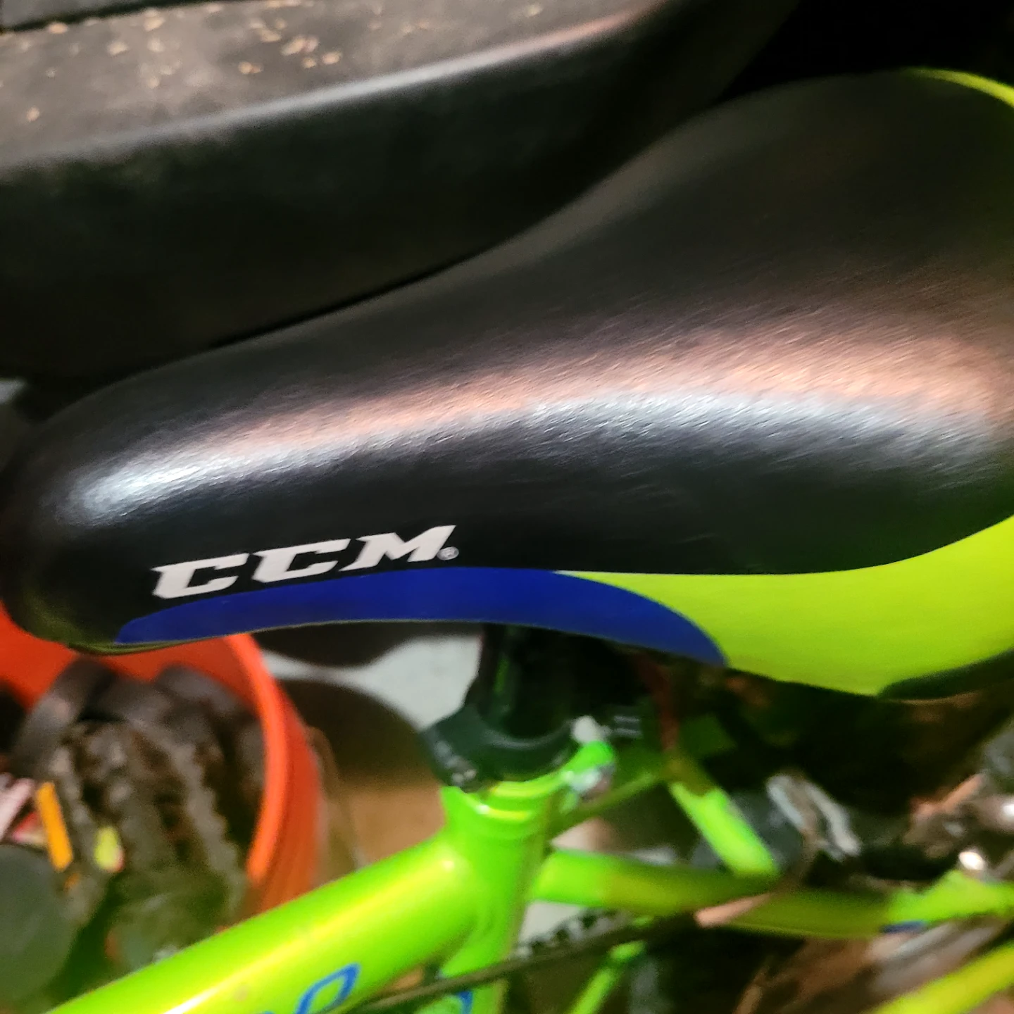 CCM F920 Kids Bike - photo 2
