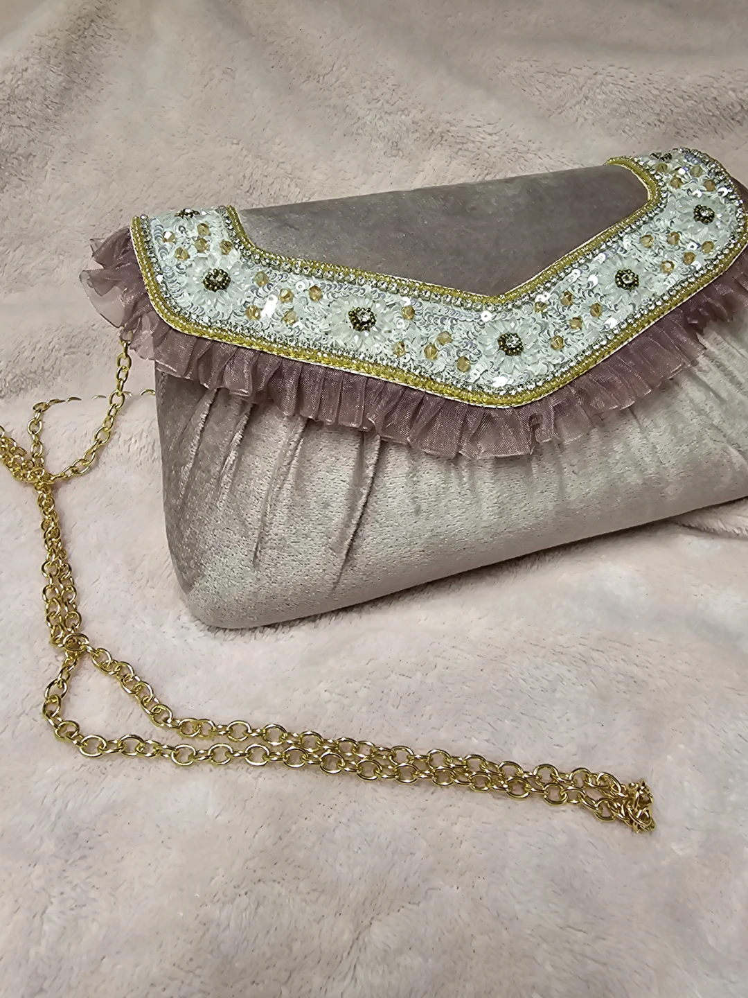 Embellished Clutch Purse with Chain