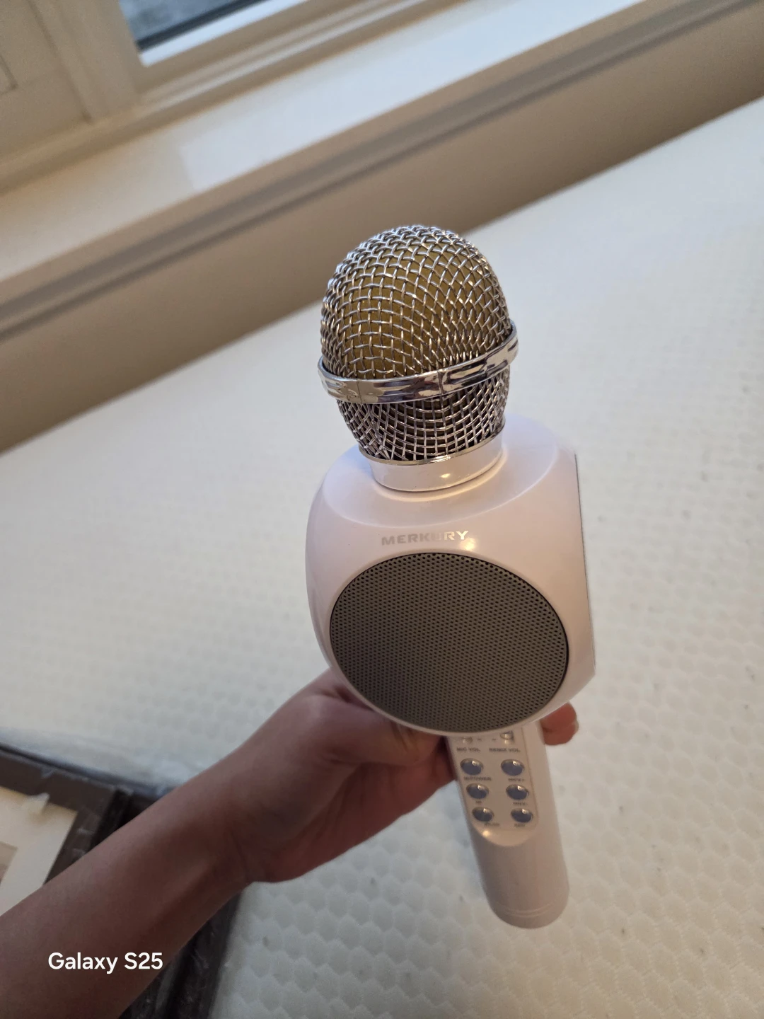 Merkery White Portable Bluetooth Karaoke Microphone Speaker - photo 5