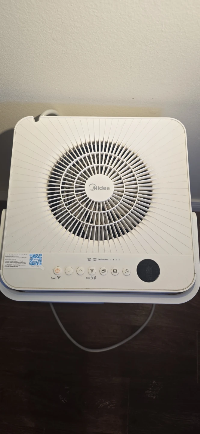 Midea Dehumidifier - photo 2