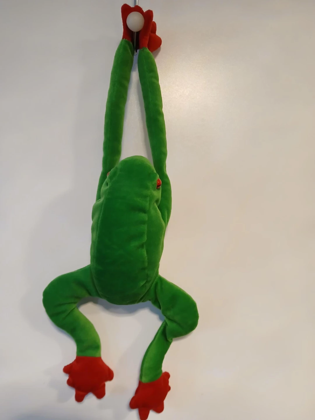 Green Tree Frog Plush Toy. Pick up only. - photo 3