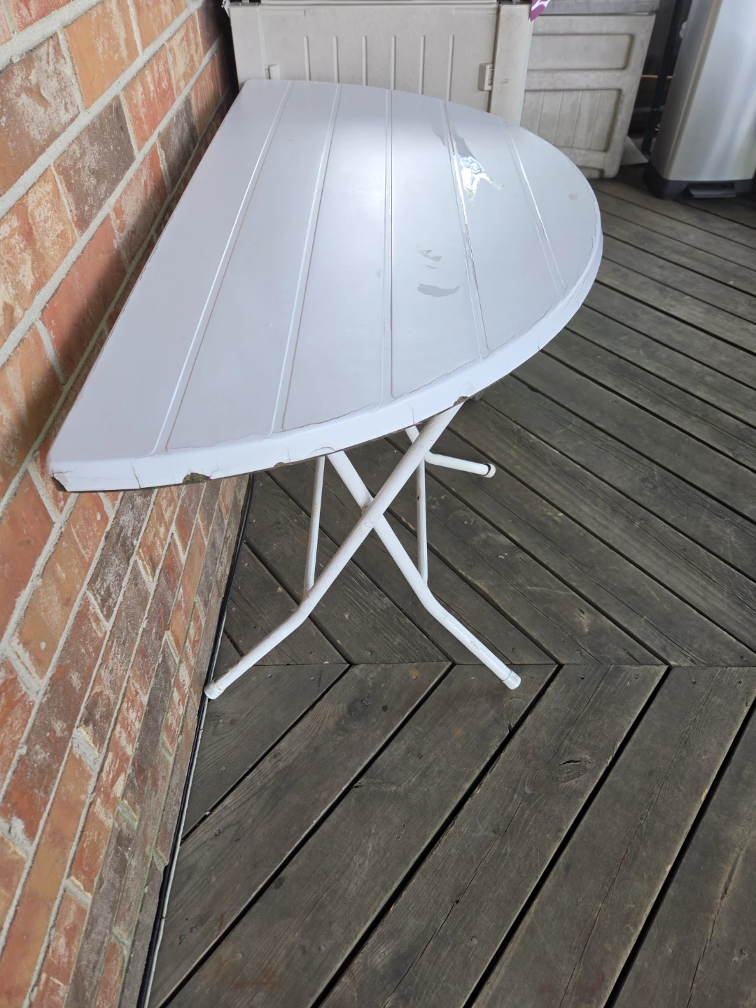 White Folding Half Round Table - photo 2