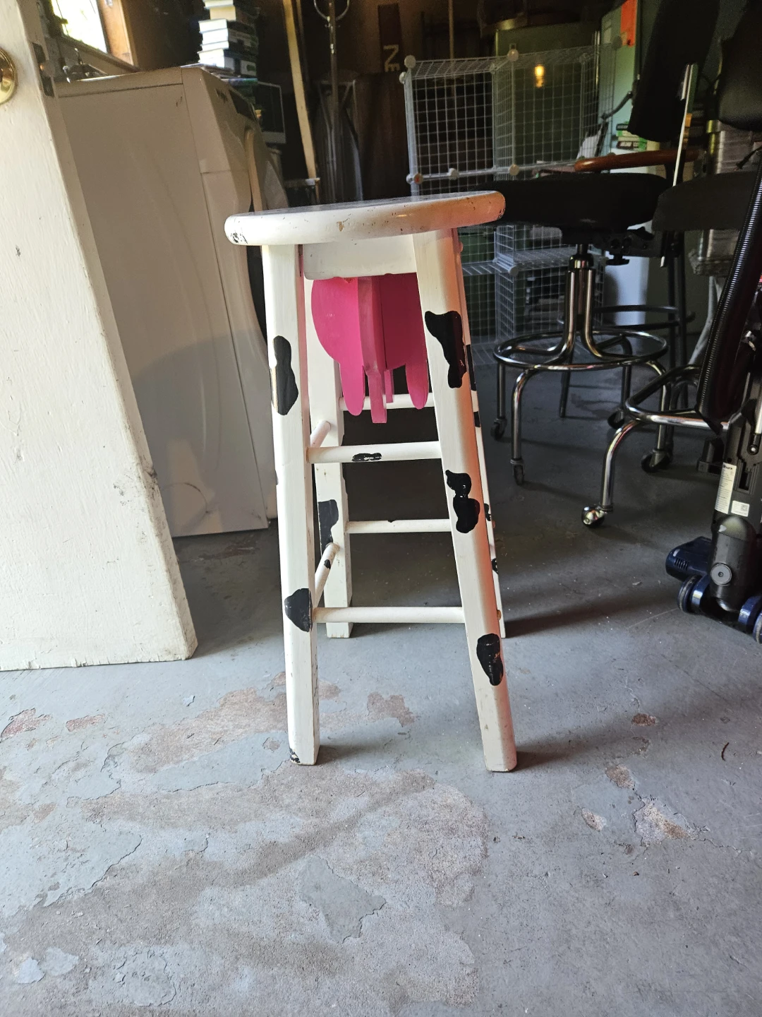 White Counter Stool with Cow Print and Pink Udder Design - photo 3
