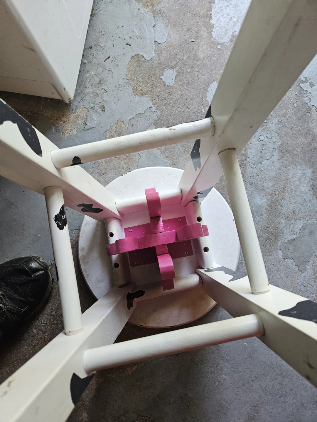 White Counter Stool with Cow Print and Pink Udder Design - photo 5
