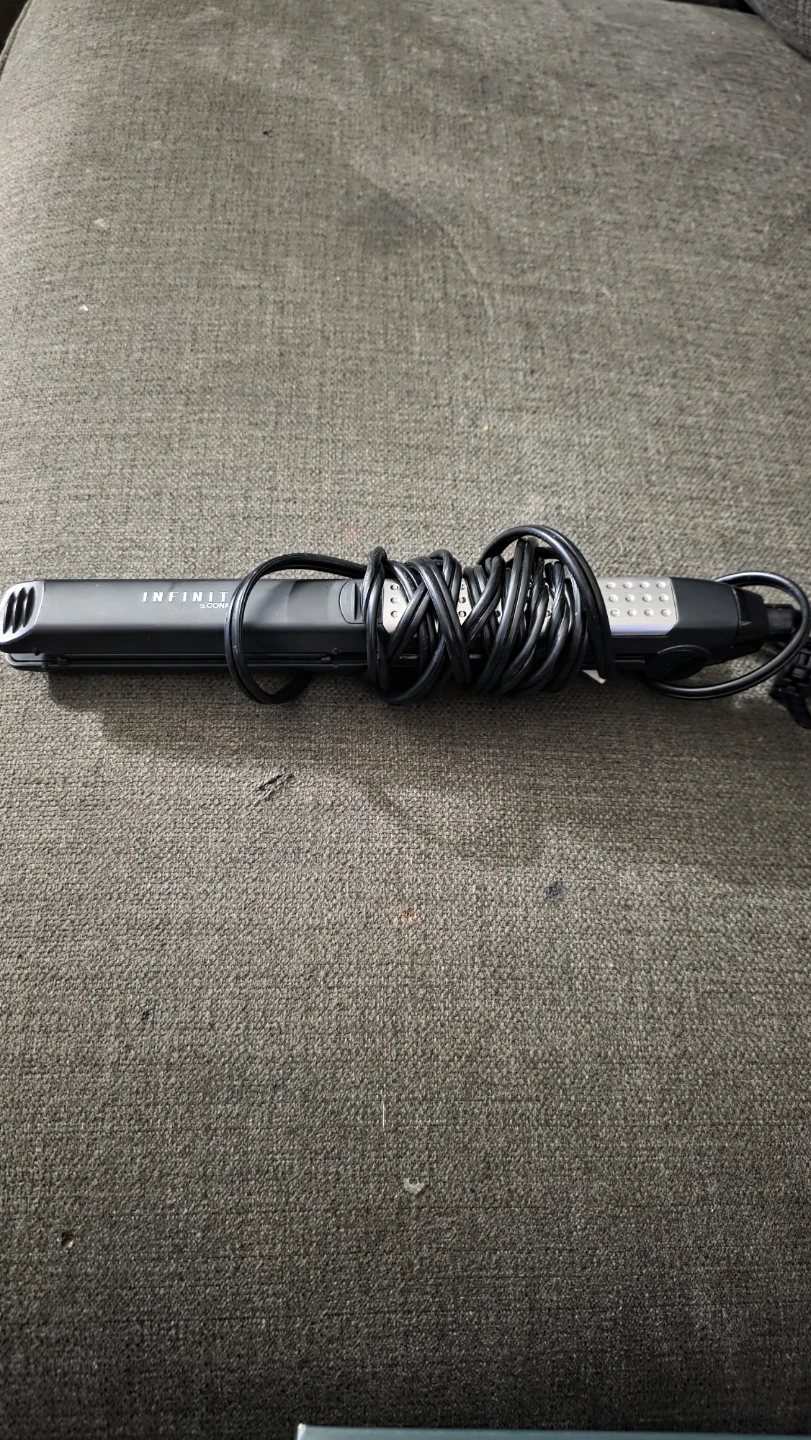 Infiniti by Conair Hair Straightener