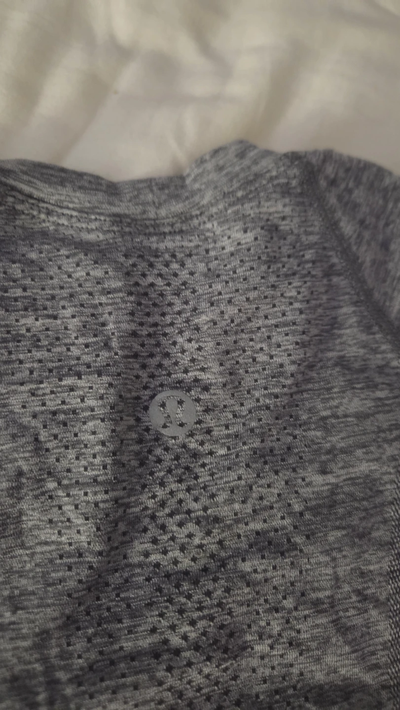 grey lulu shirt size 0 - photo 2