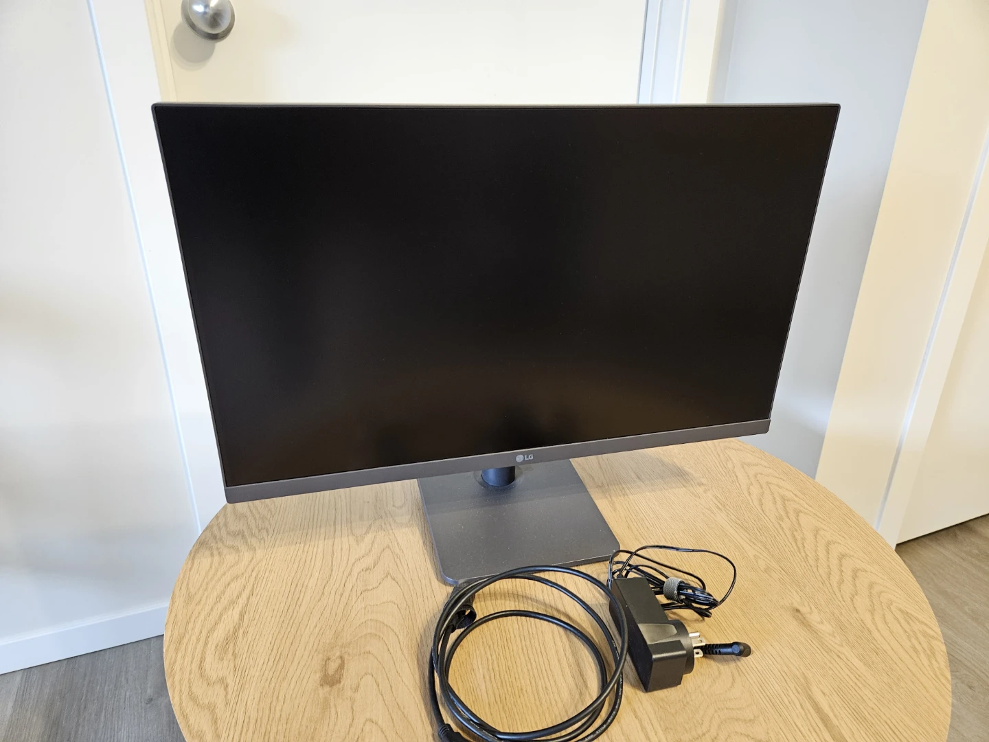 LG HD Monitor