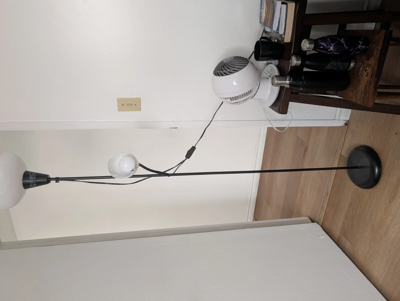 Black Floor Lamp with Adjustable Reading Light - photo 2