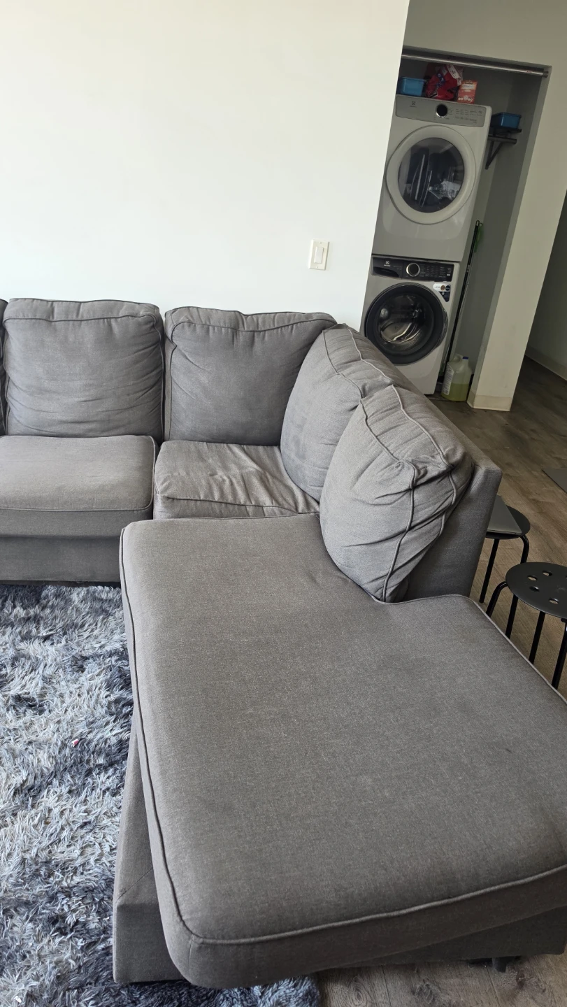 L-Shaped Sofa for Sale – Seats Up to 6 People - photo 4