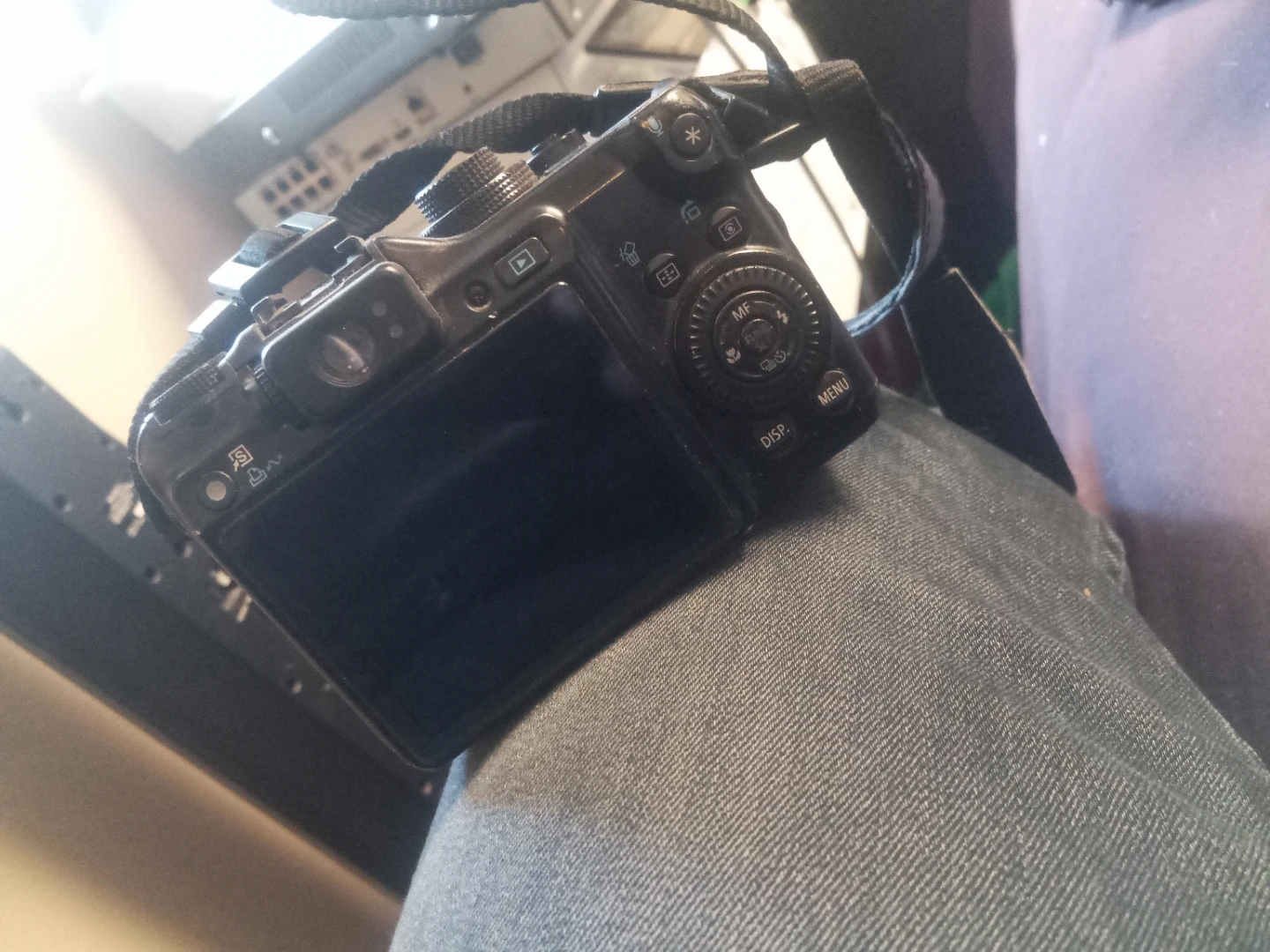 Canon PowerShot G10 Digital Camera - photo 2