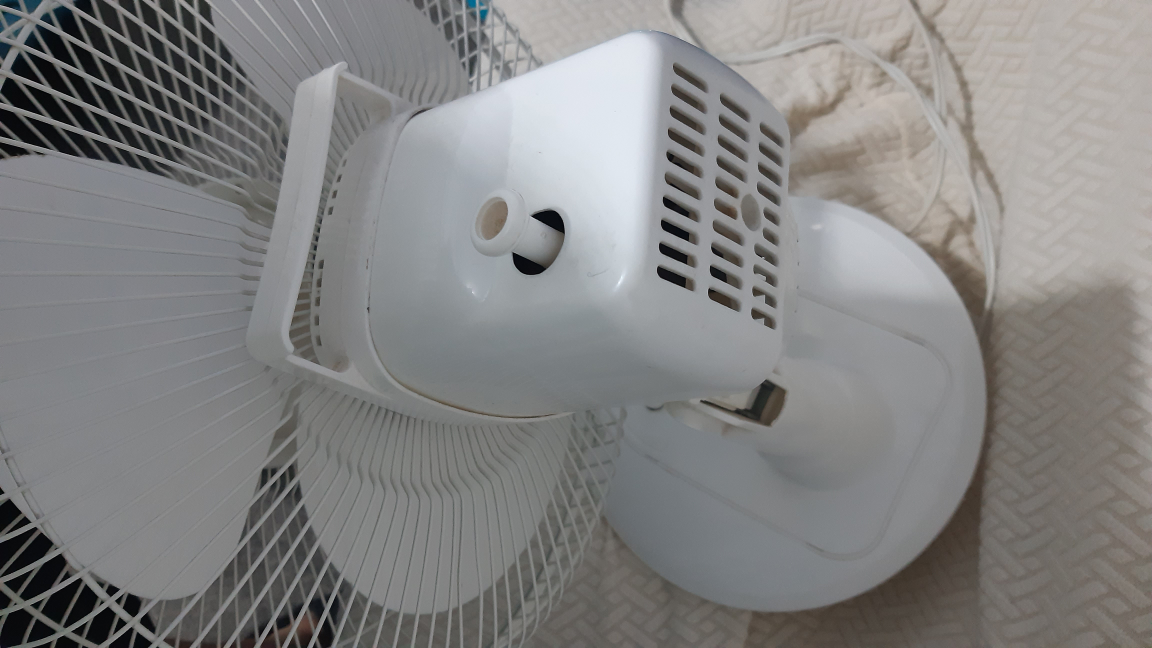 Arctic Wind White Desk Fan - photo 4