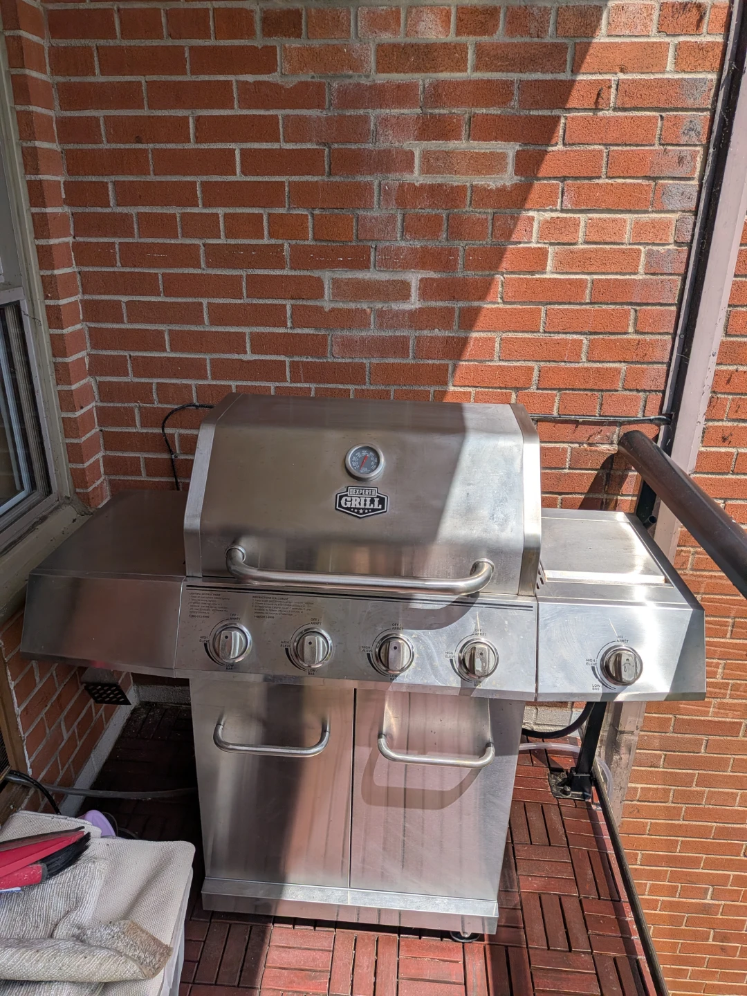 Expert Grill 4-Burner Propane BBQ