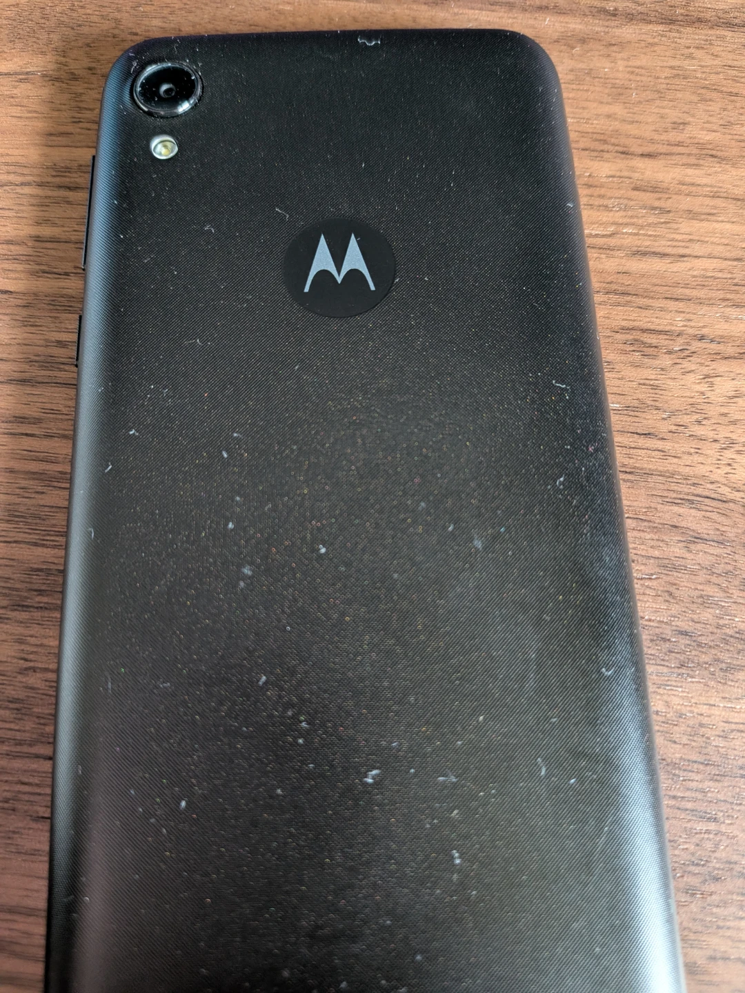 Motorola E6 Smartphone with Poetic Case - photo 2