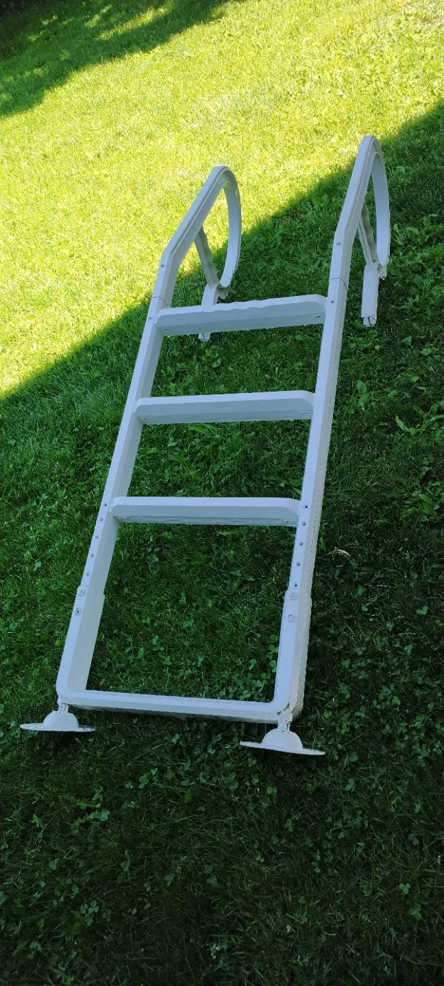 White Pool Ladder - photo 2