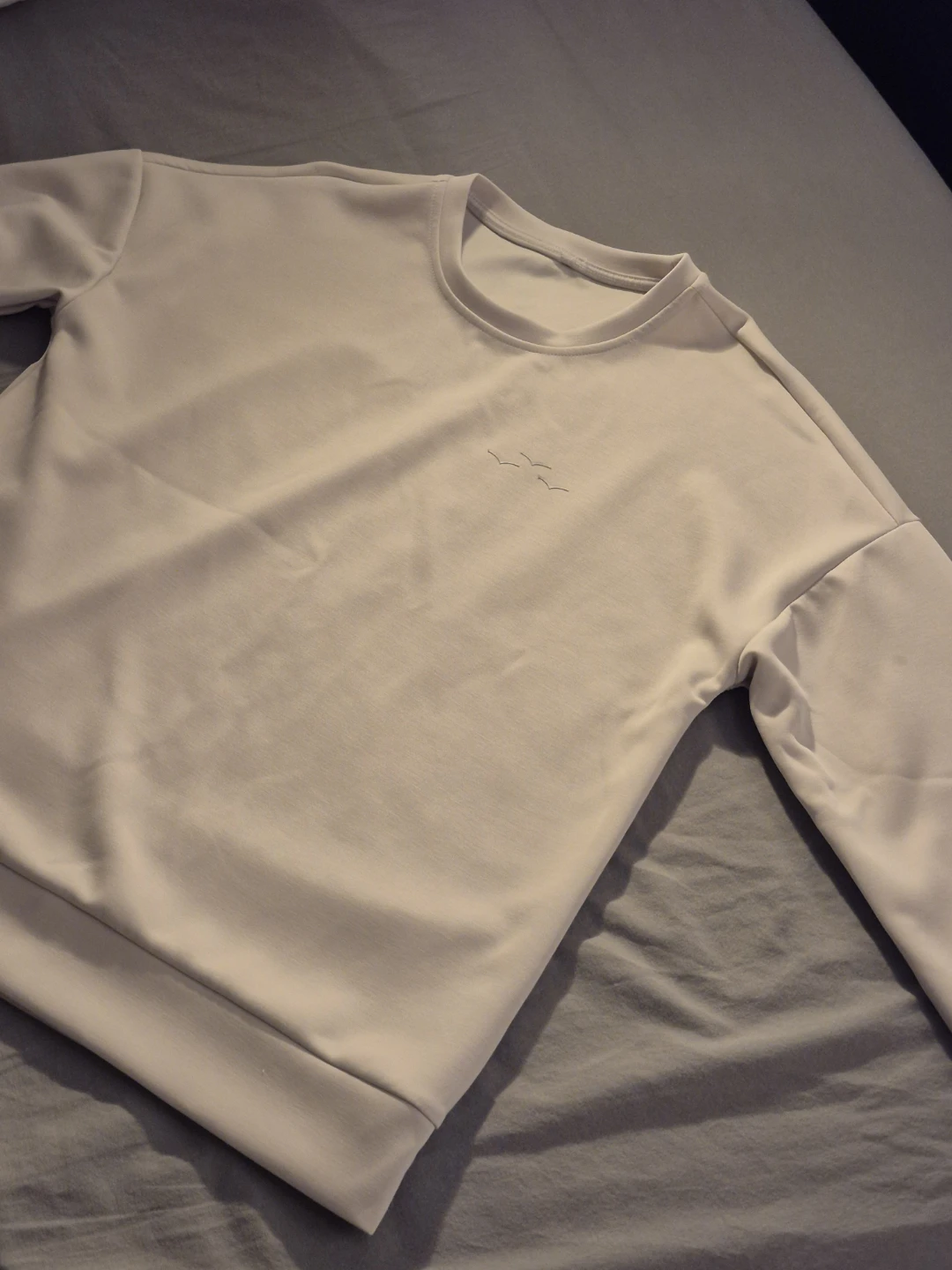 seagull logo white long sleeve
