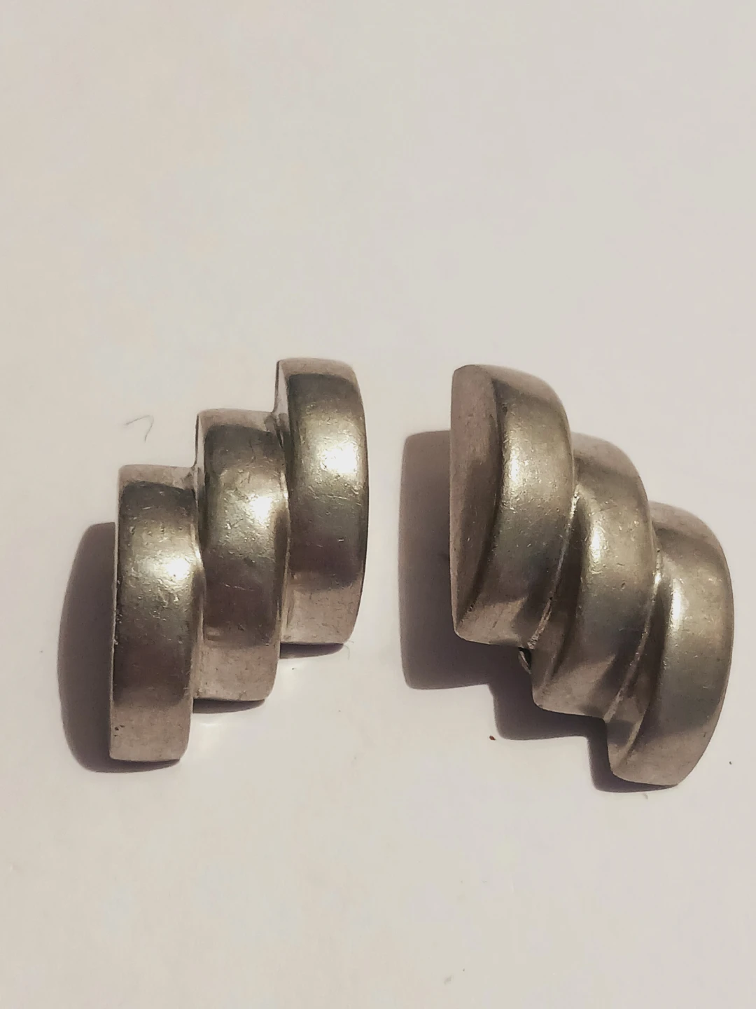 BEN AMUN DESIGNER SIGNED ART DECO Swirl Clip-On Earrings