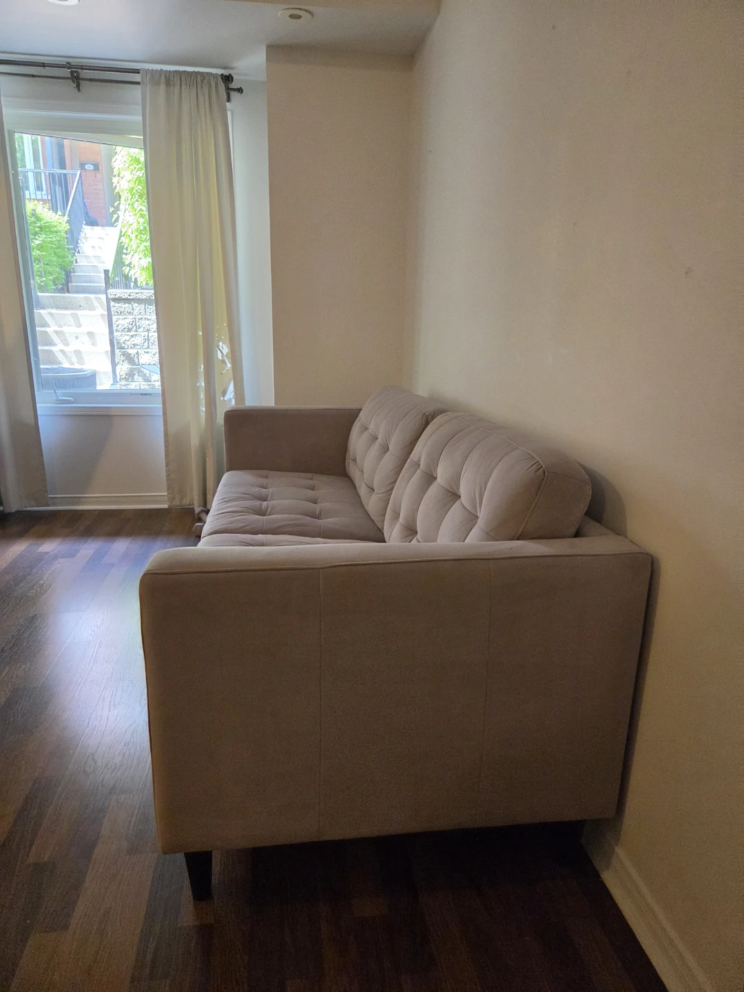 Tufted Sofa - Light Grey - photo 3