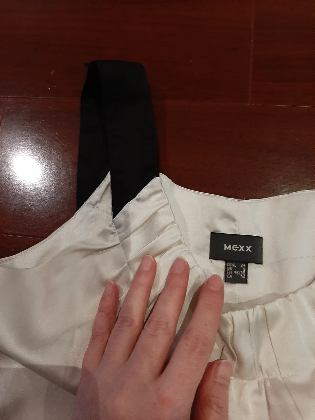 New MEXX Cream Satin Tank Top - Size CA 34 - photo 2